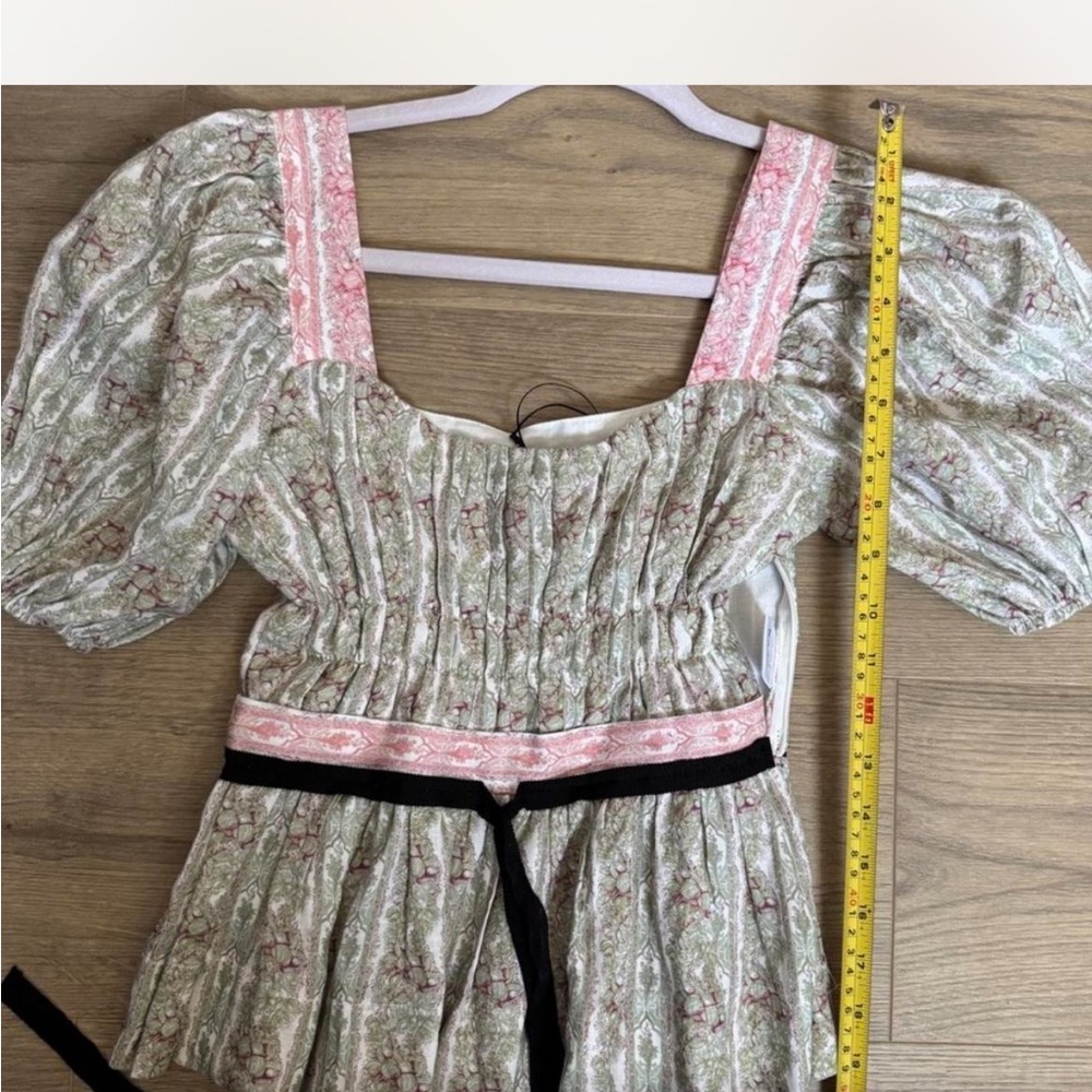 Lulu Von Siga Floral Puff Sleeve Top with Pink Accents NWT